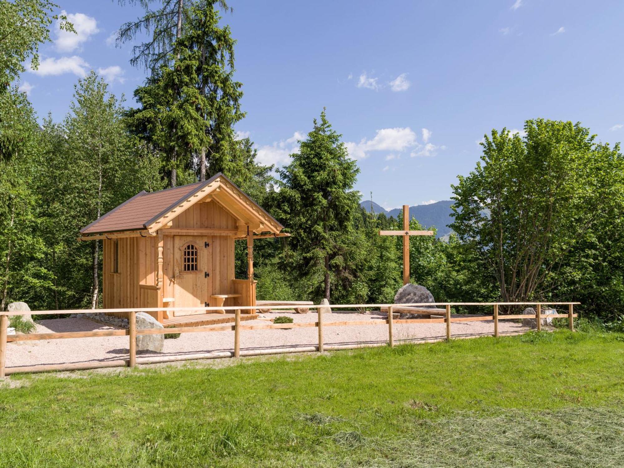 Hotel Waldfriede - Der Logenplatz Im Zillertal Fugen Bagian luar foto