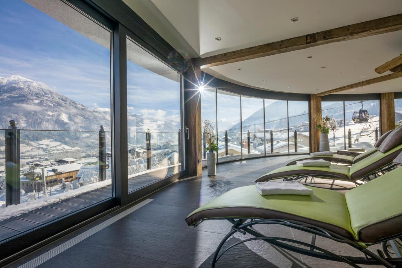 Hotel Waldfriede - Der Logenplatz Im Zillertal Fugen Bagian luar foto